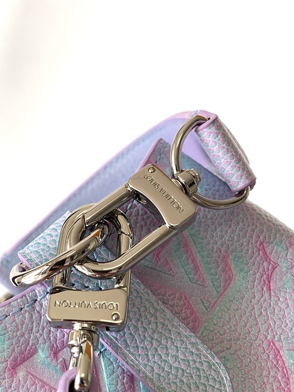 ルイヴィトンバッグ素材ディテール